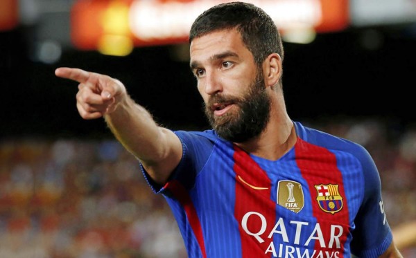 Arda Turan se irá cedido del Barcelona al Galatasaray