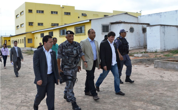 Difunden video de decapitación de reclusos en Brasil