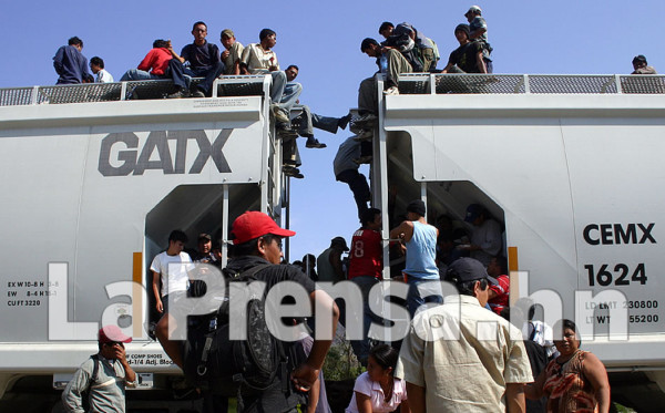 Ejército mexicano rescata a migrantes de Honduras secuestrados