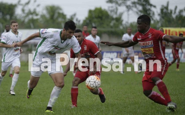 Real Sociedad y Platense aburrieron en Tocoa