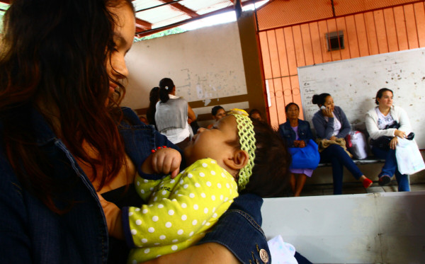 Tratan de frenar el robo de bebés en el hospital Leonardo Martínez
