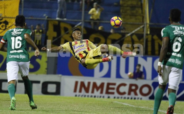 Real España y Marathón firmaron un empate en el estadio Morazán