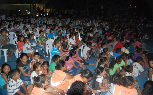 Villas navideñas llegarán a barrios y colonias de San Pedro Sula