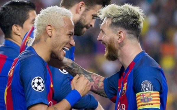 Neymar y Messi llegan juntos a Belo Horizonte para el clásico Brasil- Argentina