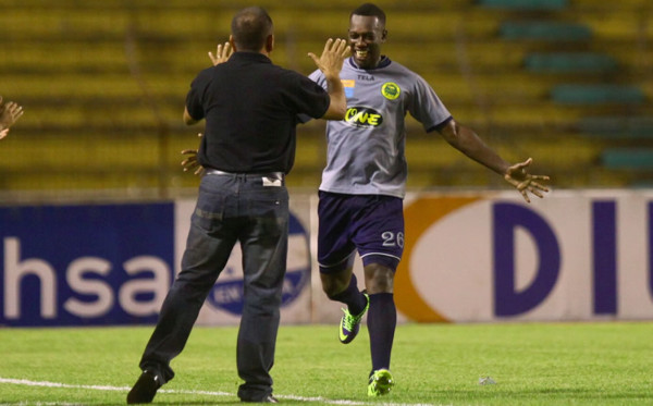 Marathón y Parrillas One inician el torneo con un empate