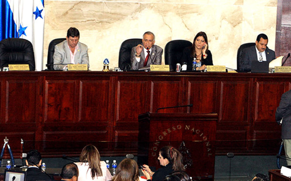 Honduras: Congreso Nacional aprueba contratos de energía eléctrica