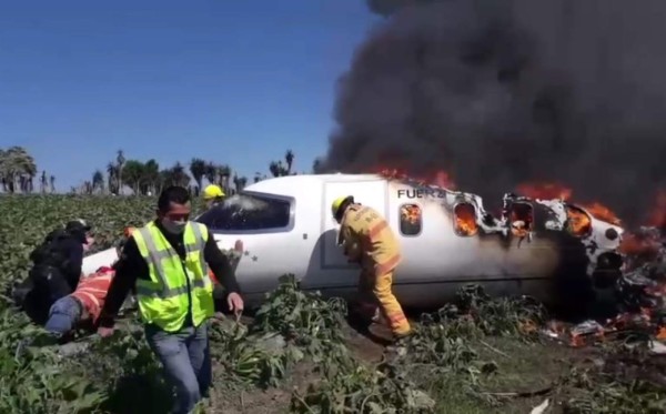 Seis militares mueren en accidente aéreo en Veracruz, México