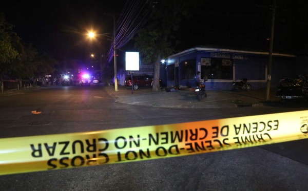 Policía recopila videos para esclarecer quíntuple crimen