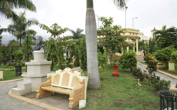 Taulabé: cuevas, dulces y sitio religioso