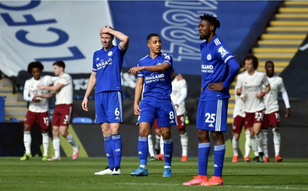 Arsenal se reencuentra con la victoria y frena las aspiraciones del Leicester City