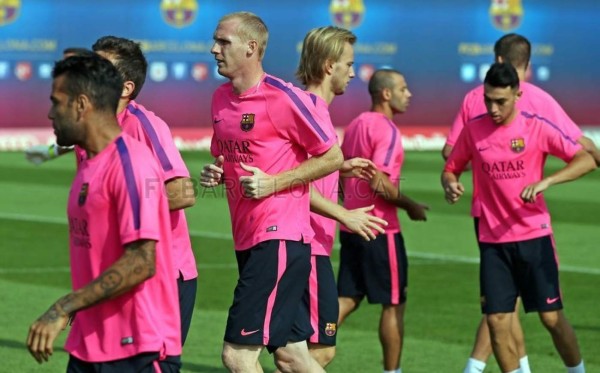 Douglas y Alba, las novedades en el entrenamiento del Barça