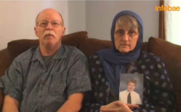 Padres de Peter Kassig envían mensaje a captores del ISIS