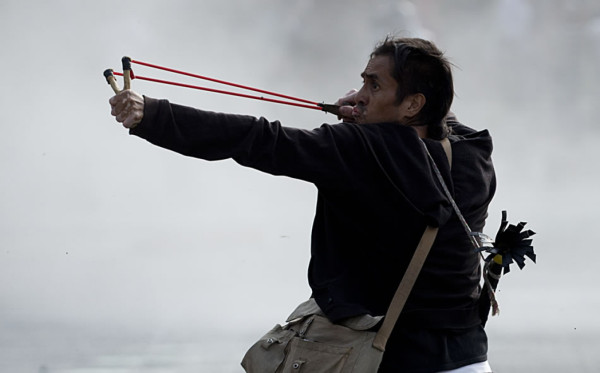 Violencia opaca marcha conmemorativa de matanza estudiantil de 1968 en México