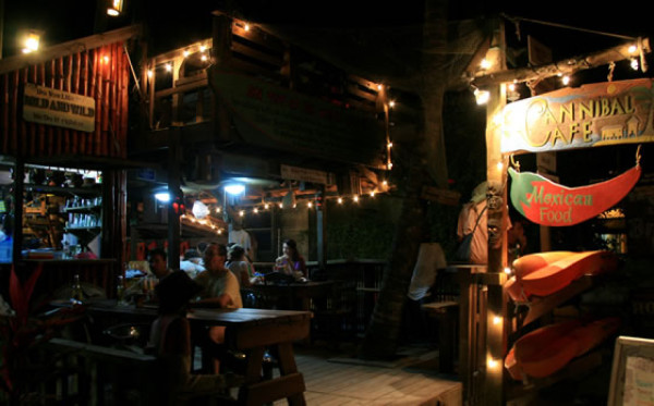 Noches de luna y fiesta