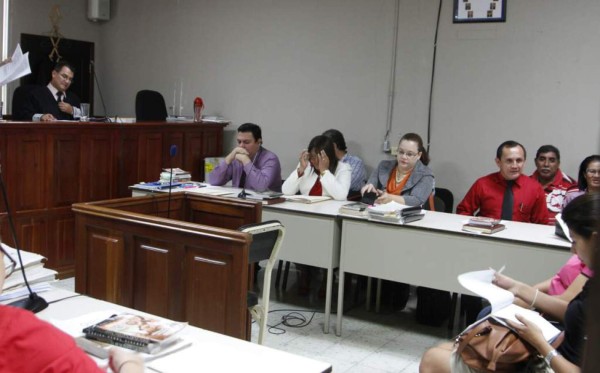 Juzgado absuelve a implicados en caso Fenafuth