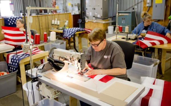 EUA: fuerte reducción en el déficit comercial en abril