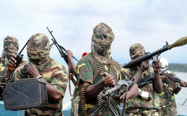 Nigeria: Registran al menos 100 muertos en tres ciudades