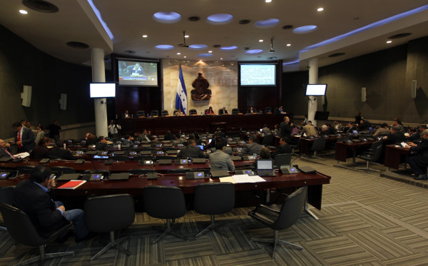 Agenda apretada espera a diputados