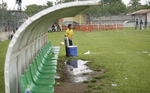 ¡Insólito! El Vida jugó ante Real Sociedad sin cuerpo técnico