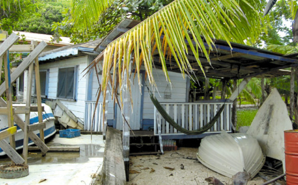 La isla Guanaja aún no se recupera