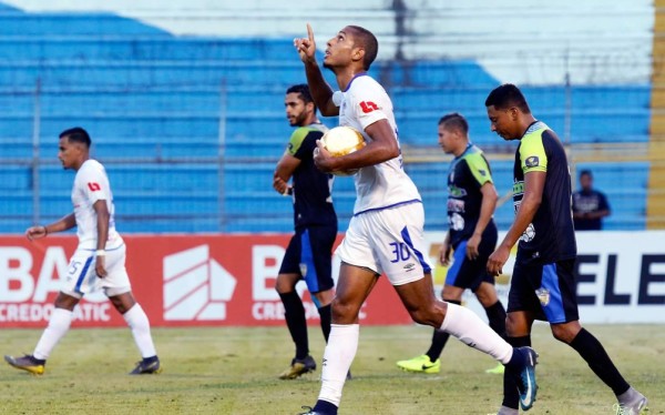 Olimpia se dio un festín de goles contra Real de Minas en el Olímpico