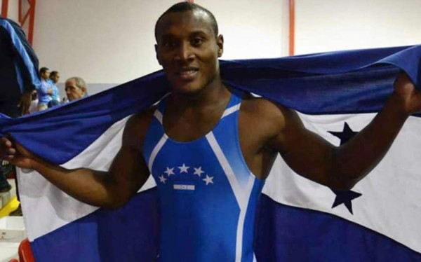 Video: Luchador Kevin Mejía le da medalla a Honduras en los Centroamericanos