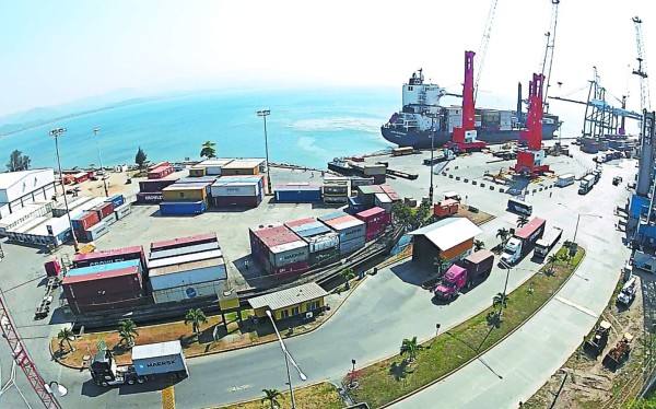La OPC participa en feria portuaria de Brasil