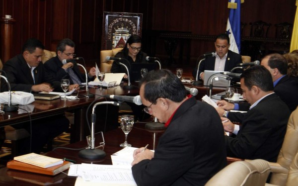 Consultores de la Municipalidad sampedrana revisan caso de Sulambiente