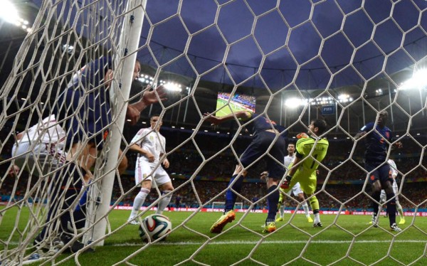 En viernes 13, Holanda se venga y humilla a la campeona España