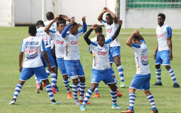 Selección de Honduras ya está completa y se alista para jugar en el Azteca