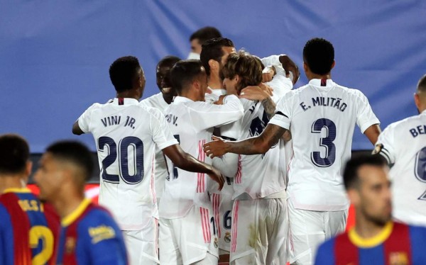 El Real Madrid derrotó al Barcelona en el clásico en Valdebebas. Foto EFE