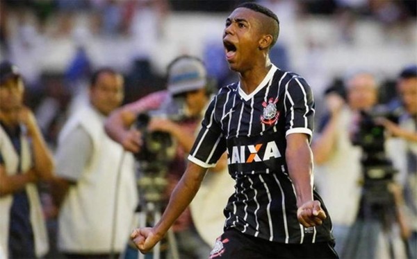 Chelsea y Barcelona interesados en brasileño Malcolm Silva