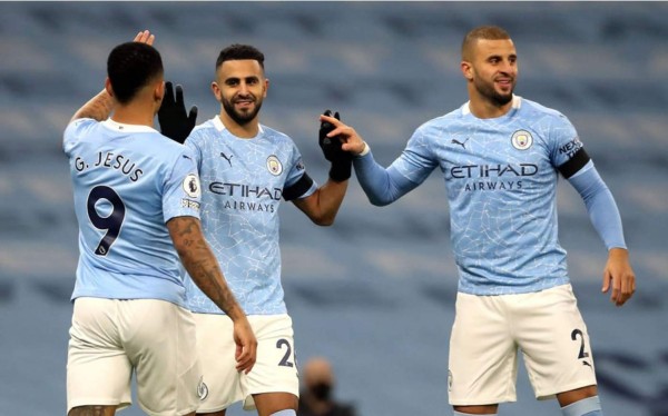 Gabriel Jesús y Kyle Walker, positivos por coronavirus en el Manchester City