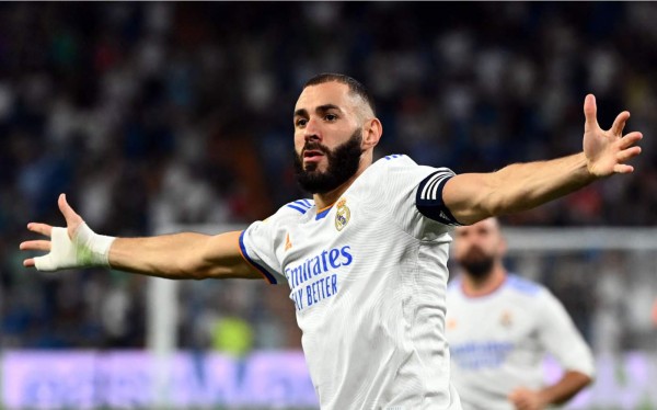 Real Madrid remonta con un genial Benzema y golea al Celta en el regreso al Bernabéu