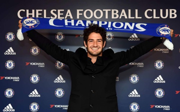 El Chelsea oficializa el fichaje de Alexandre Pato
