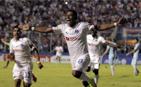 Costly marca en el descuento y clasifica al Olimpia en la Concacaf League