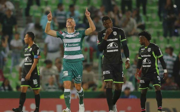 Santos Laguna despacha con otra goleada al Marathón de la Concachampions