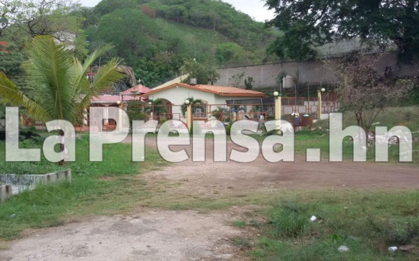 Decomisan armas en allanamientos en Olancho