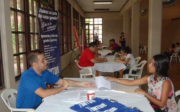 Toman impulso con feria de empleo en San Pedro Sula