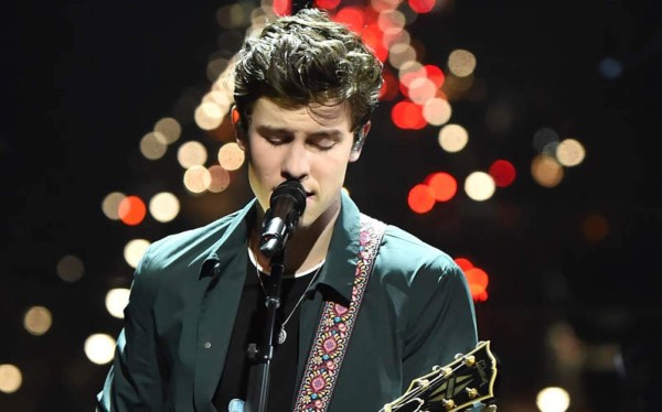 Shawn Mendes y otras estrellas de los MTV VMA