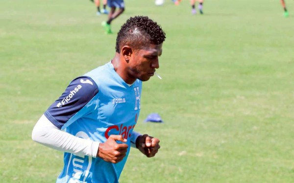 Carlo Costly podría perderse los partidos contra El Salvador