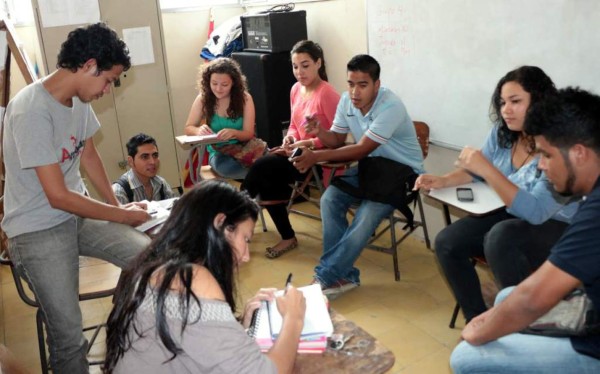 Corte Suprema ordena matricular a los seis universitarios expulsados