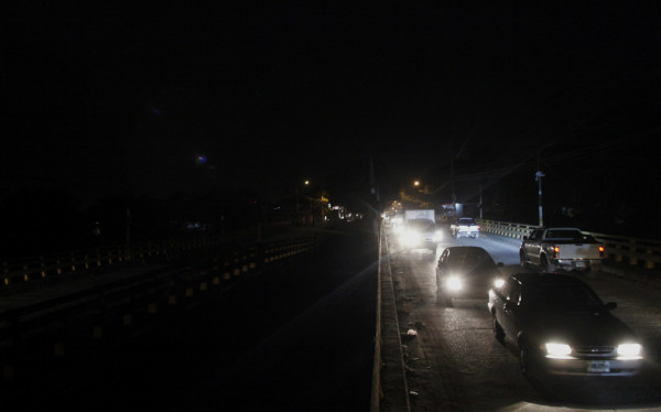 Denuncian constantes atracos en puente Las Brisas