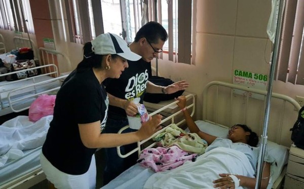 Invitan a sampedranos a unirse a 'Dios es Real”