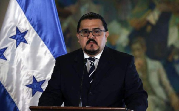 Gobierno declara superada la crisis en el transporte público