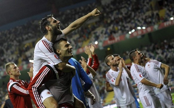 Albania se metió a la Eurocopa por primera vez