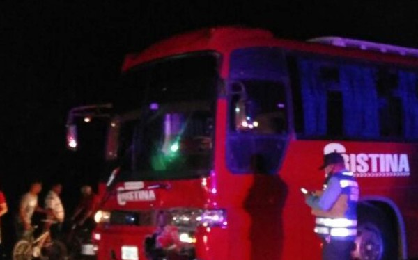 Fallece pareja en accidente de moto en carretera a El Progreso