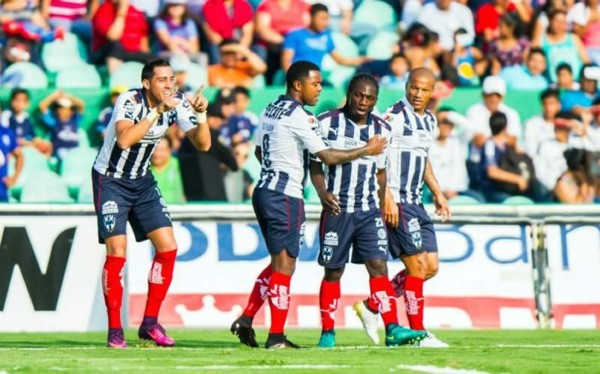 El Monterrey golea a Jaguares sin el hondureño Alberth Elis