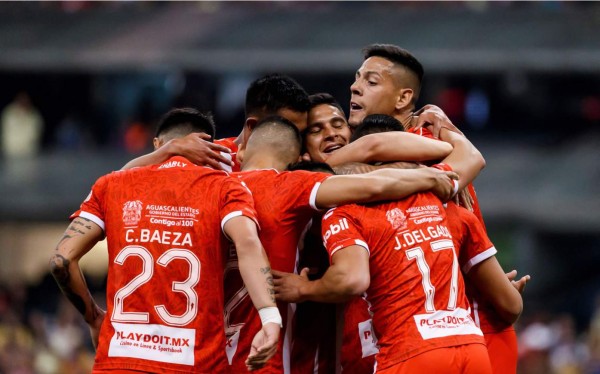 Necaxa suma otro positivo de coronavirus al fútbol mexicano