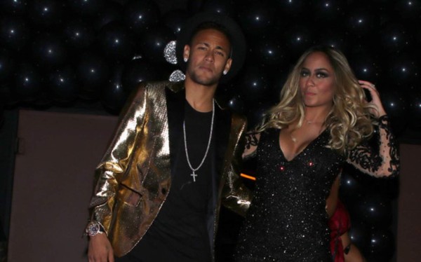 Neymar se lo pasó a lo grande en la fiesta de cumpleaños de su hermana